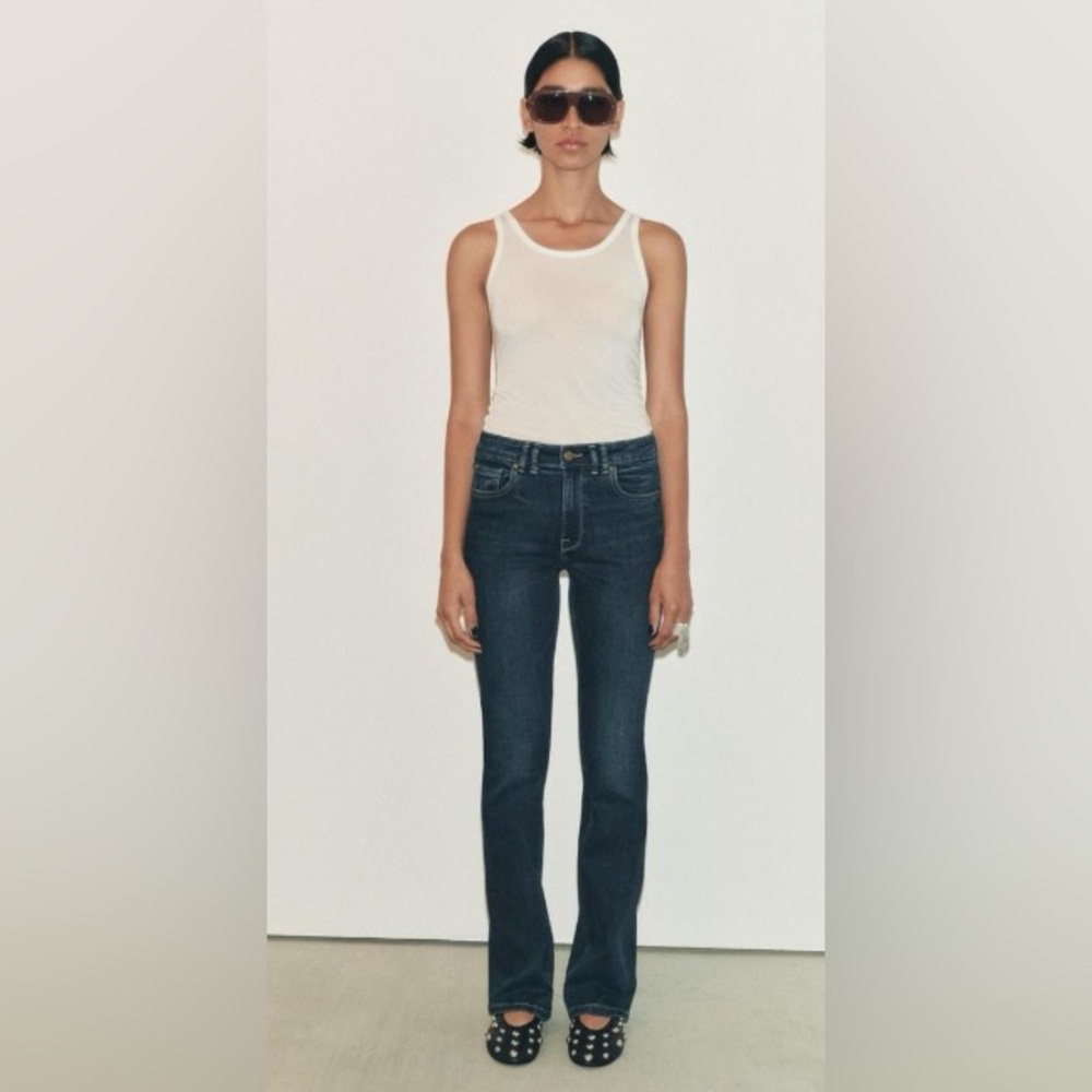 Zara Low Rise Contour Bootcut Jeans